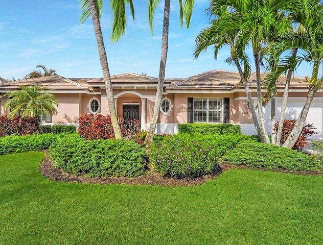 9078 Castle Harbour Circle, Vero Beach, FL 32963