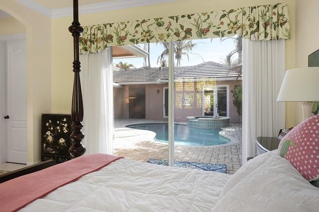 9078 Castle Harbour Circle, Vero Beach, FL 32963