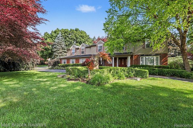3794 Shellmarr Lane, Bloomfield Hills, MI 48302