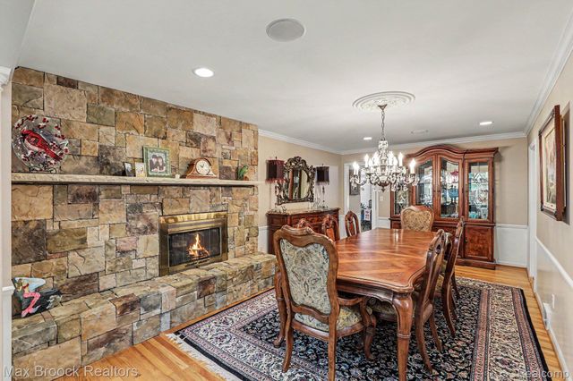 3794 Shellmarr Lane, Bloomfield Hills, MI 48302