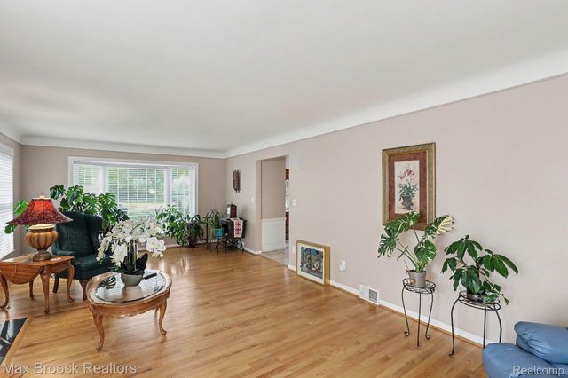 3794 Shellmarr Lane, Bloomfield Hills, MI 48302