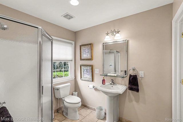 3794 Shellmarr Lane, Bloomfield Hills, MI 48302