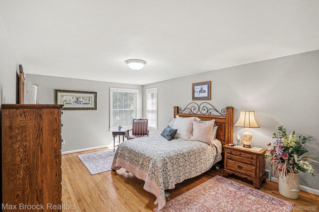 3794 Shellmarr Lane, Bloomfield Hills, MI 48302