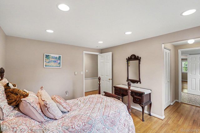 3794 Shellmarr Lane, Bloomfield Hills, MI 48302