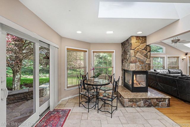 3794 Shellmarr Lane, Bloomfield Hills, MI 48302