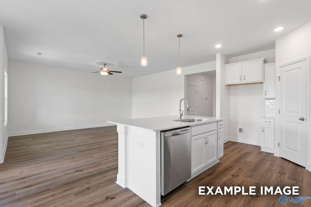 26845 Kyle Lane, Athens, AL 35613