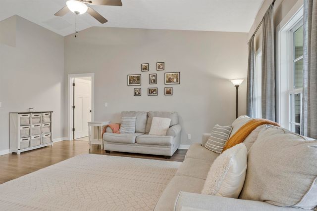 5411 Cameo Drive, Evansville, IN 47725