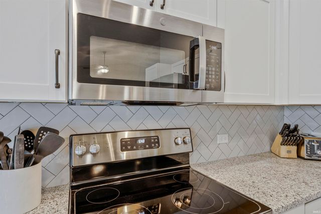 5411 Cameo Drive, Evansville, IN 47725