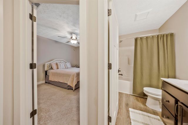 5411 Cameo Drive, Evansville, IN 47725