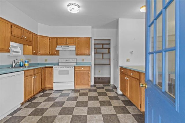 63 River Road, Underhill, VT 05489