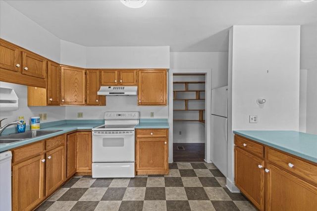 63 River Road, Underhill, VT 05489