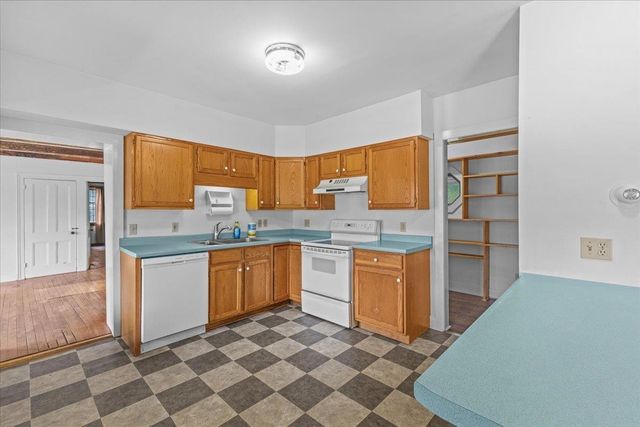 63 River Road, Underhill, VT 05489