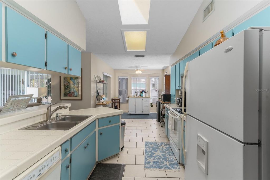 Image 8 of property listing at 2394 ARLEE LANE, Spring Hill, FL 34609