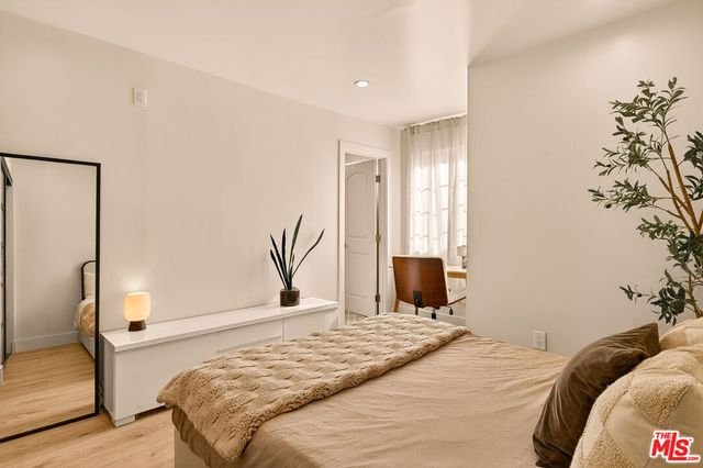 1216 N Virgil Avenue, Los Angeles, CA 90029