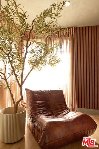 1216 N Virgil Avenue, Los Angeles, CA 90029