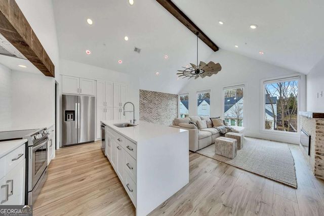 411 Burgundy Way, Woodstock, GA 30188