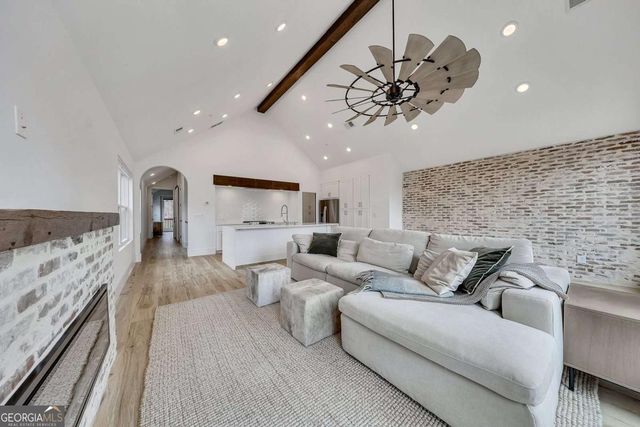 411 Burgundy Way, Woodstock, GA 30188