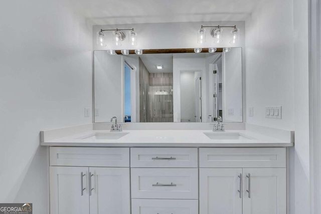 411 Burgundy Way, Woodstock, GA 30188