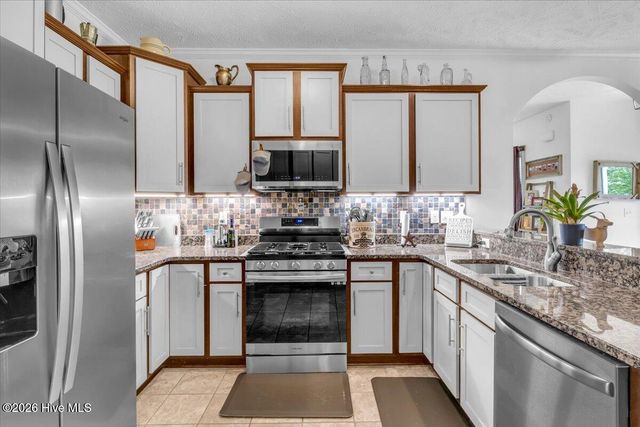 121 Buckhaven Drive, Richlands, NC 28574