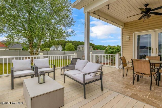 121 Buckhaven Drive, Richlands, NC 28574