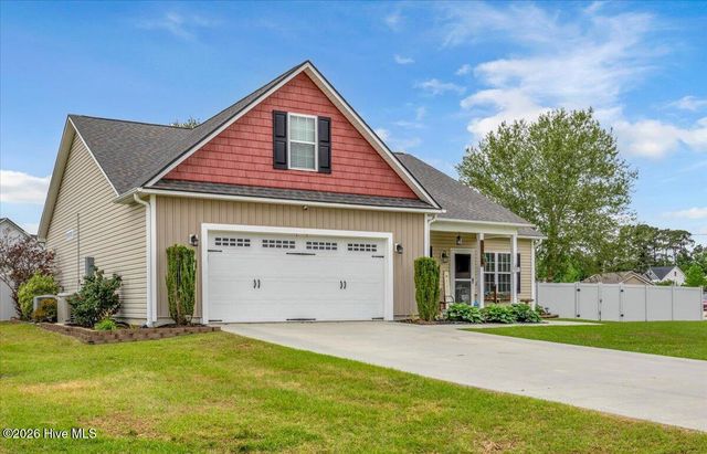 121 Buckhaven Drive, Richlands, NC 28574