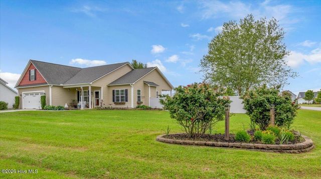 121 Buckhaven Drive, Richlands, NC 28574