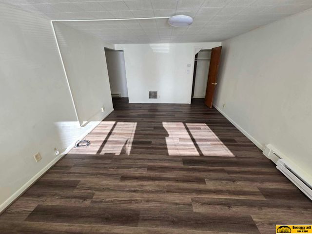 105 N 4th Street, Beatrice, NE 68310