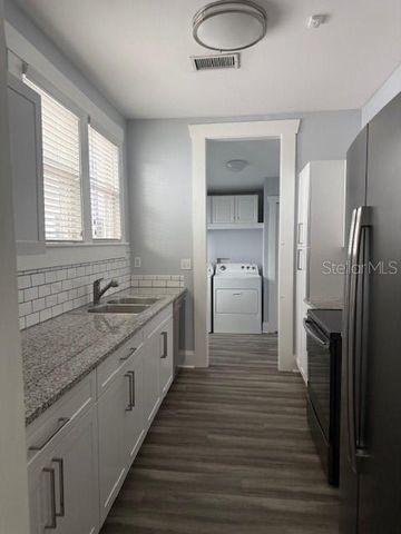 208 N TAMPANIA AVENUE, Tampa, FL 33609