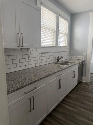 208 N TAMPANIA AVENUE, Tampa, FL 33609