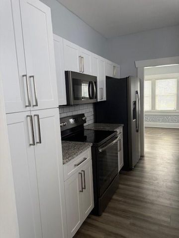 208 N TAMPANIA AVENUE, Tampa, FL 33609