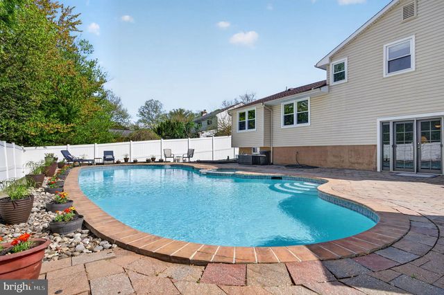 1737 LARK LN, Cherry Hill, NJ 08003