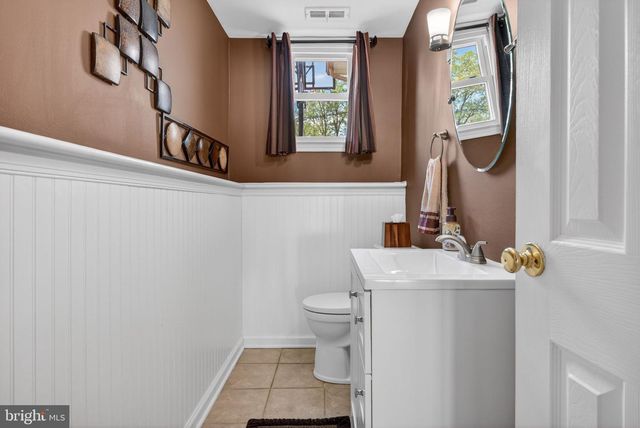 1737 LARK LN, Cherry Hill, NJ 08003