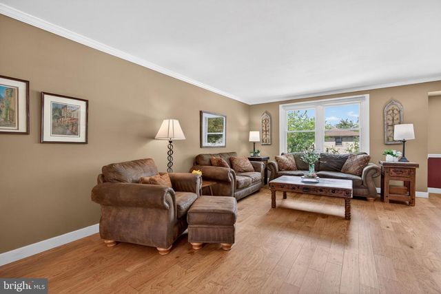 1737 LARK LN, Cherry Hill, NJ 08003