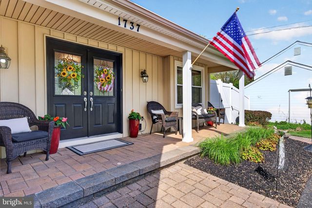 1737 LARK LN, Cherry Hill, NJ 08003