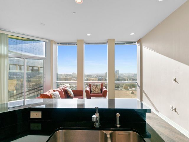 500 Throckmorton Street 1108, Fort Worth, TX 76102