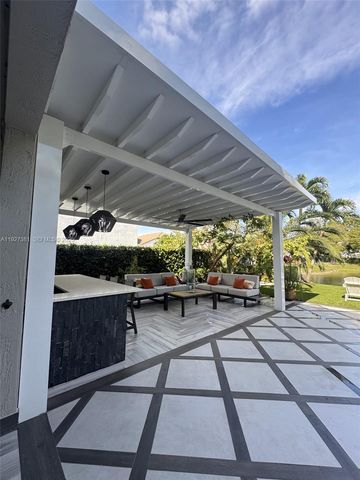 10973 NW 53rd Ln, Doral, FL 33178