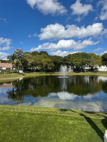 10973 NW 53rd Ln, Doral, FL 33178