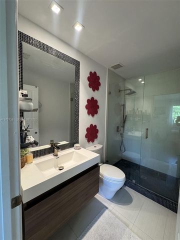 10973 NW 53rd Ln, Doral, FL 33178