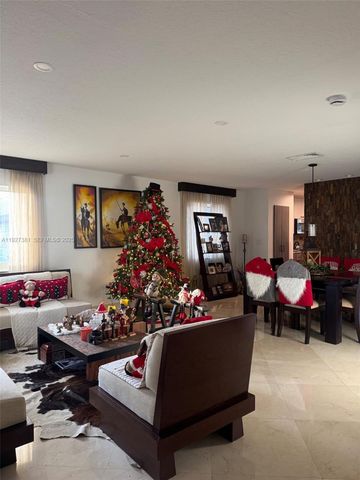 10973 NW 53rd Ln, Doral, FL 33178