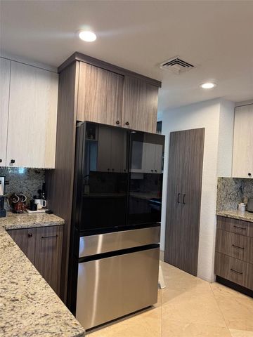 10973 NW 53rd Ln, Doral, FL 33178