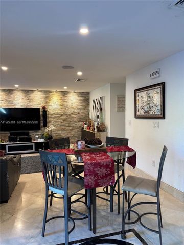 10973 NW 53rd Ln, Doral, FL 33178