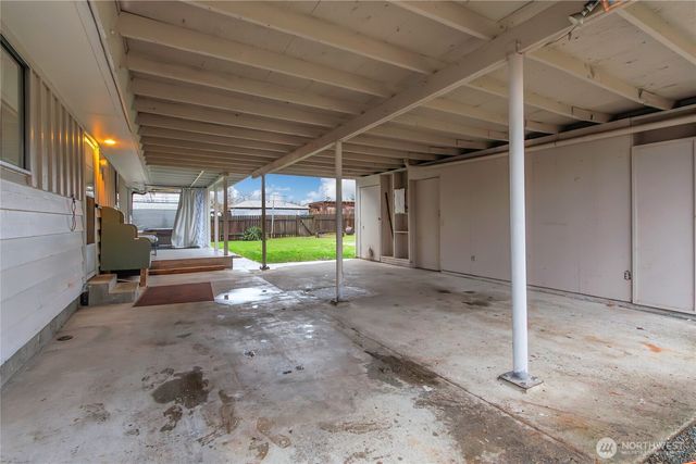 222 175th Street E, Spanaway, WA 98387