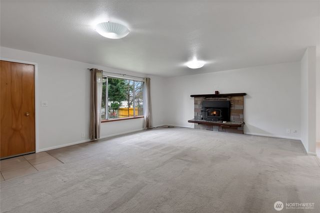 222 175th Street E, Spanaway, WA 98387