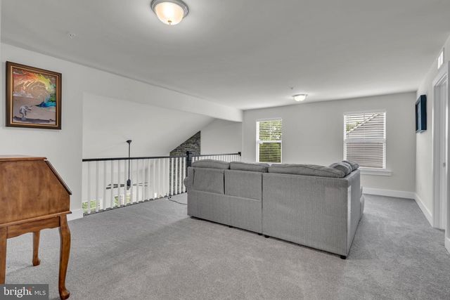2820 TOWN VIEW CIR, New Windsor, MD 21776