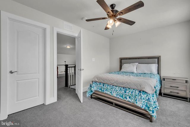 2820 TOWN VIEW CIR, New Windsor, MD 21776