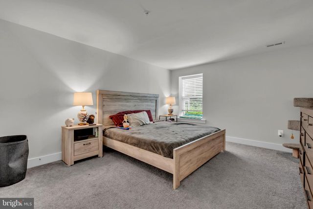 2820 TOWN VIEW CIR, New Windsor, MD 21776