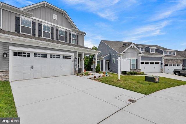2820 TOWN VIEW CIR, New Windsor, MD 21776