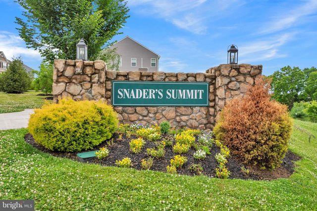 2820 TOWN VIEW CIR, New Windsor, MD 21776