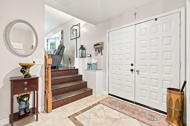 3734 Lorton Avenue, Davenport, IA 52807