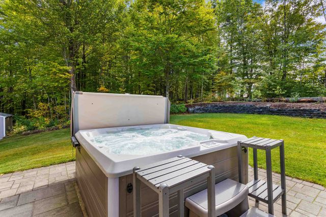 662 NH Route 129, Loudon, NH 03307